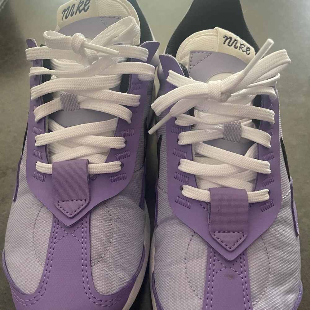 Nike Air Size 7, barely worn